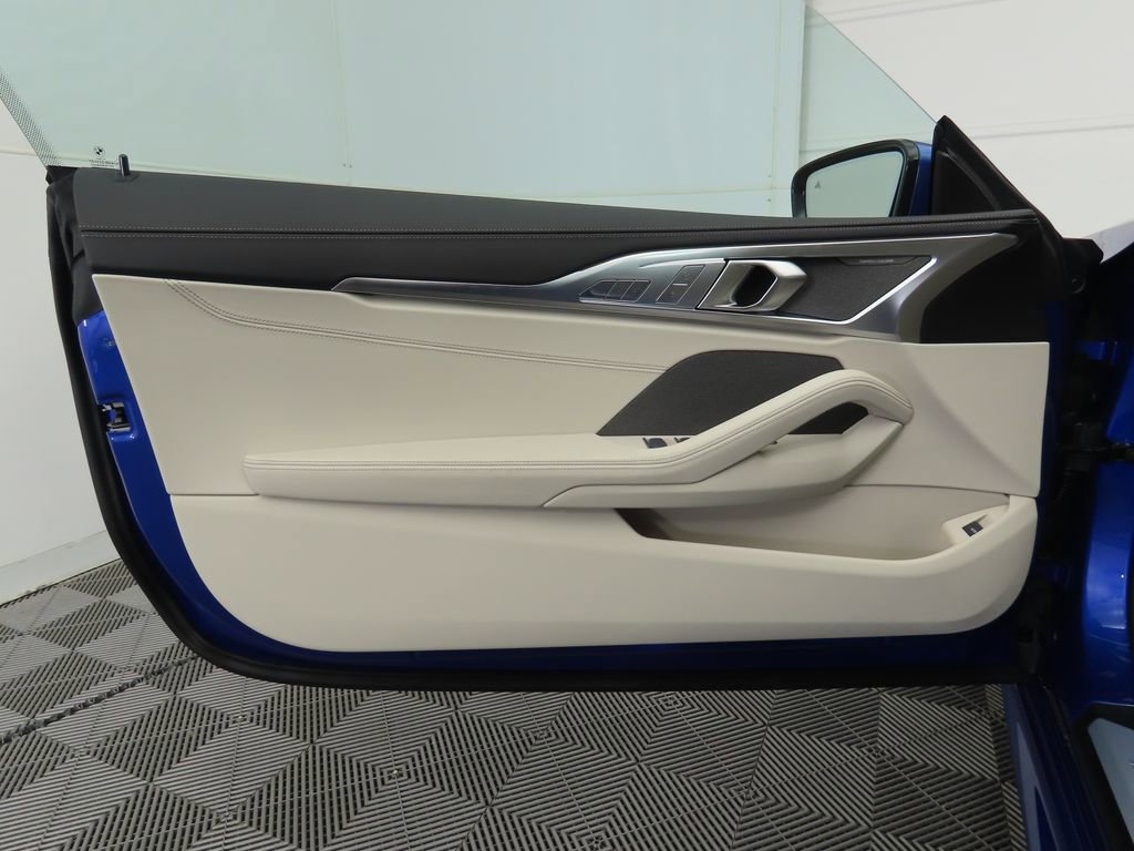 New 2026 BMW 840i Convertible w/ Comfort Seating Package image 22