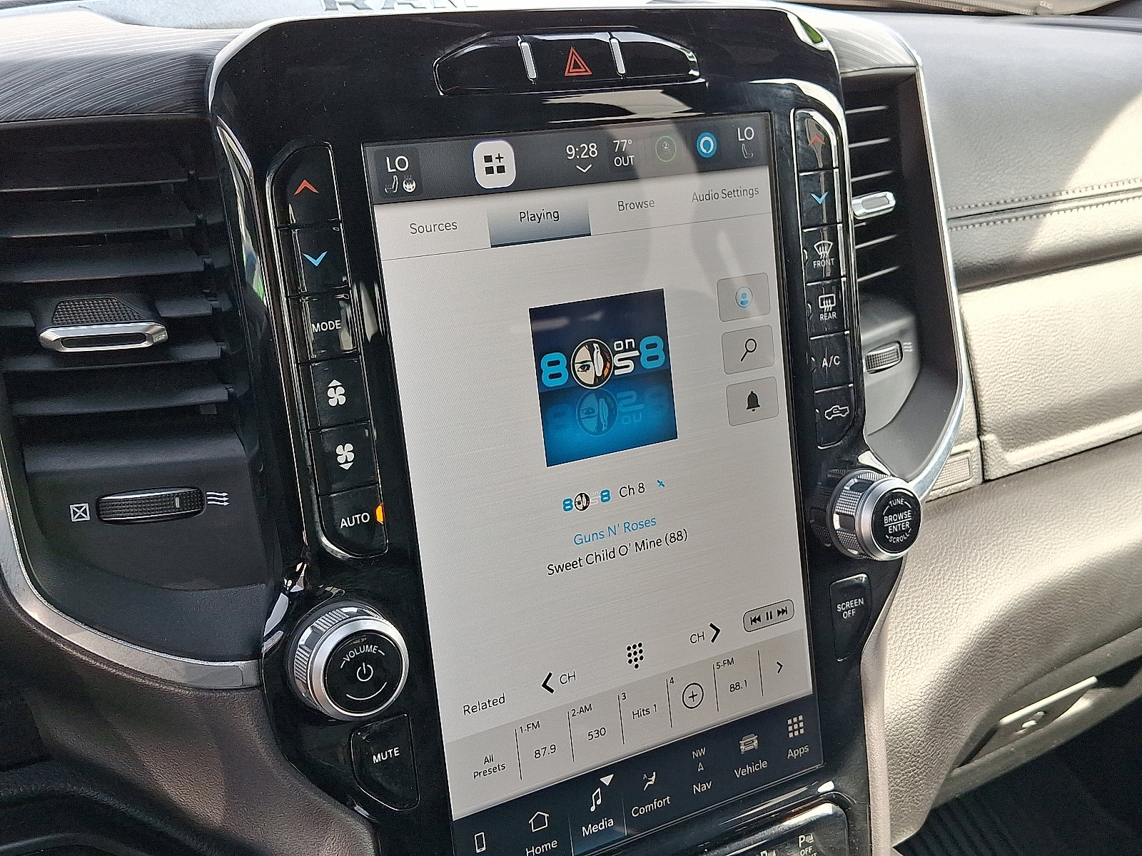 Certified 2023 RAM 1500 Laramie image 17