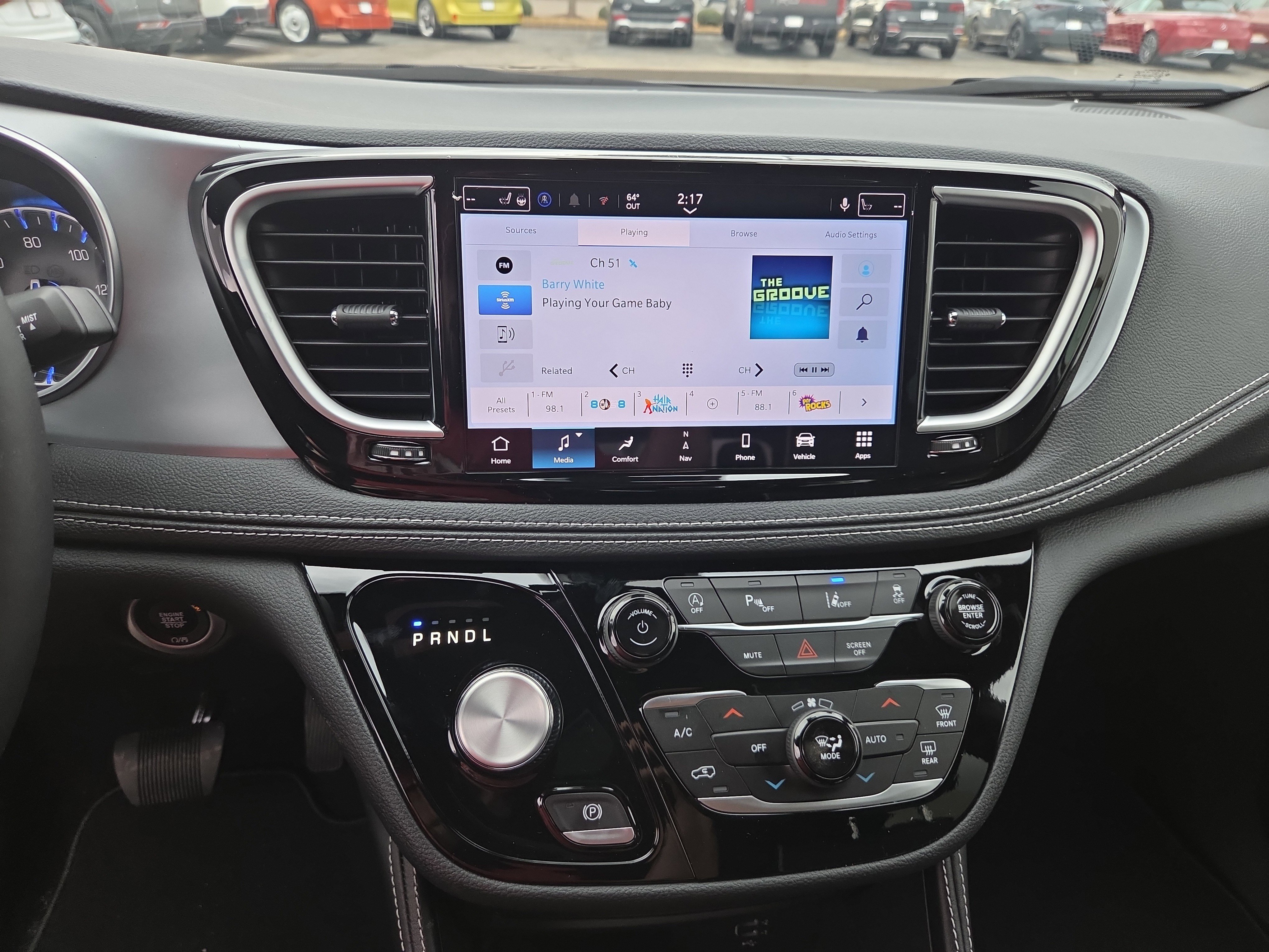 New 2026 Chrysler Pacifica Limited image 11