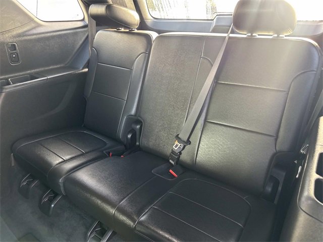 Used 2022 Chevrolet Traverse High Country image 32