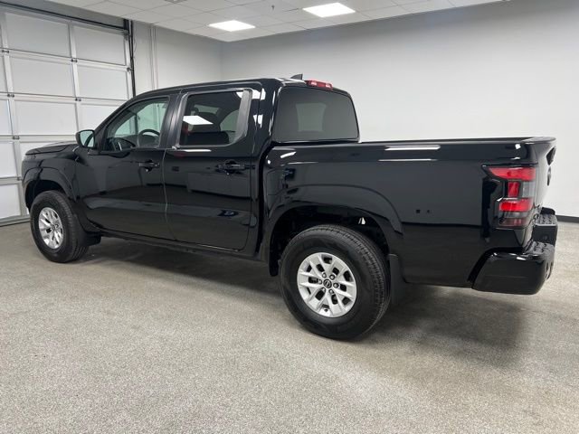 Used 2024 Nissan Frontier SV w/ Technology Package image 7