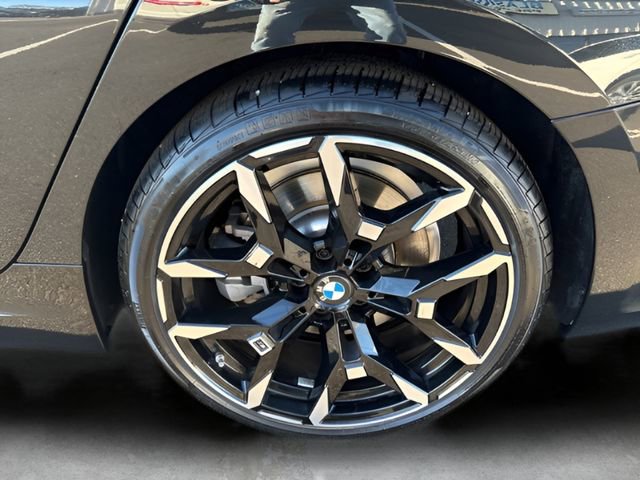 Used 2025 BMW 330i xDrive Sedan image 27