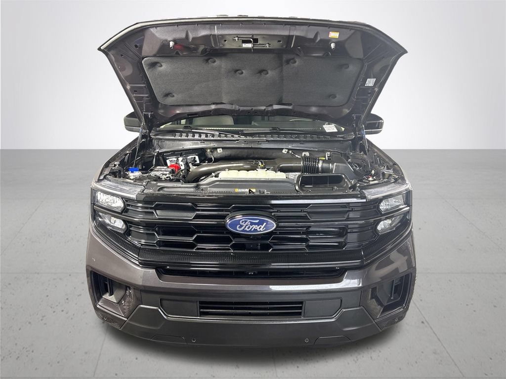 Used 2025 Ford Expedition Active AWD/4WD image 22