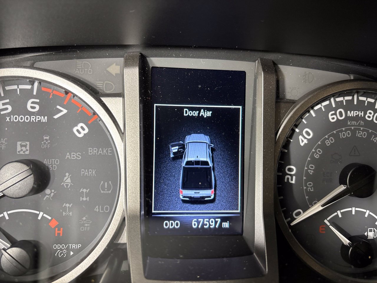 Used 2021 Toyota Tacoma SR5 RWD image 15