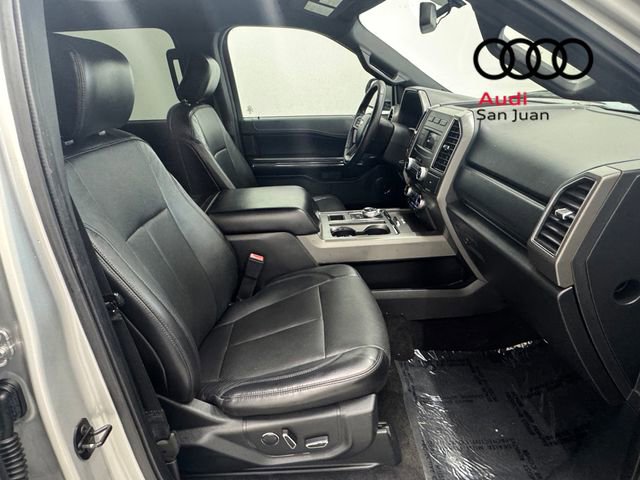 Used 2018 Ford Expedition XLT w/ Equipment Group 201A RWD image 25