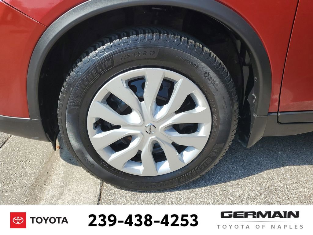Used 2016 Nissan Rogue S w/ Appearance Package image 14
