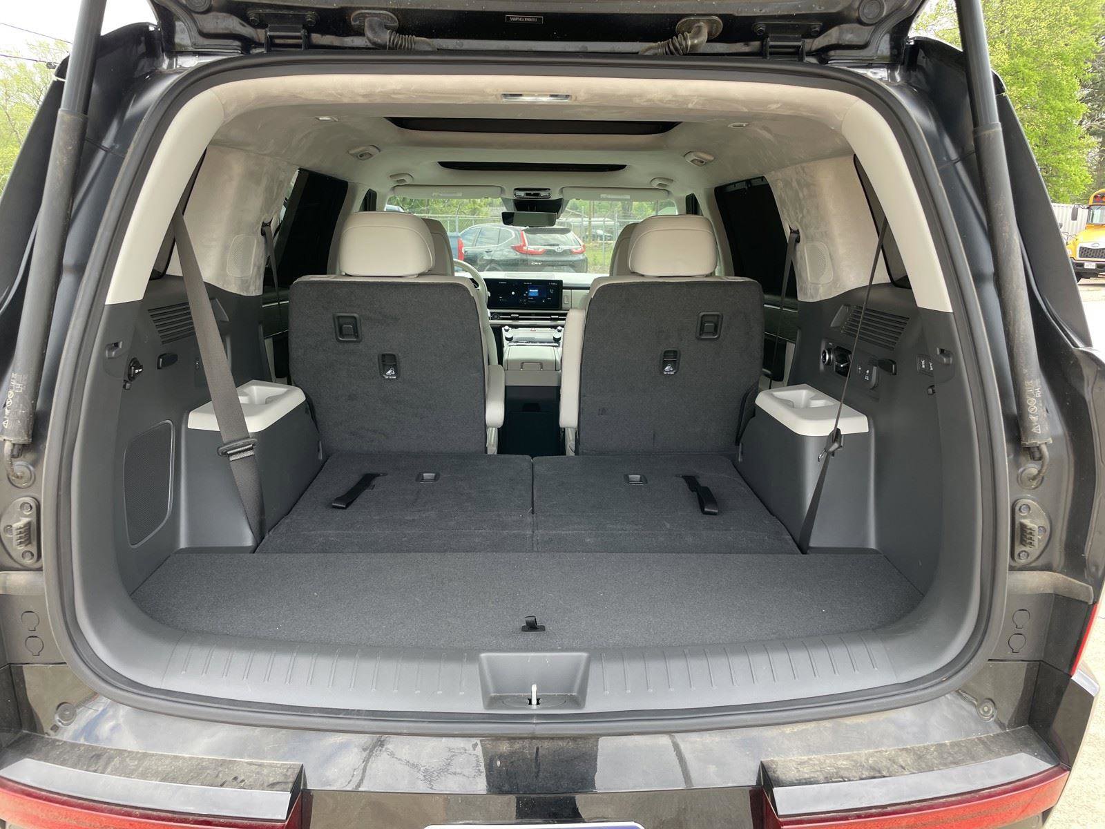 Used 2024 Hyundai Santa Fe Calligraphy image 44