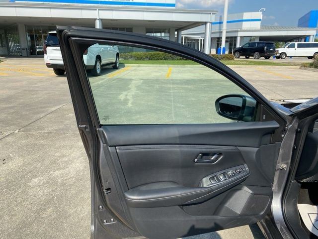 Used 2024 Nissan Sentra S FWD image 17