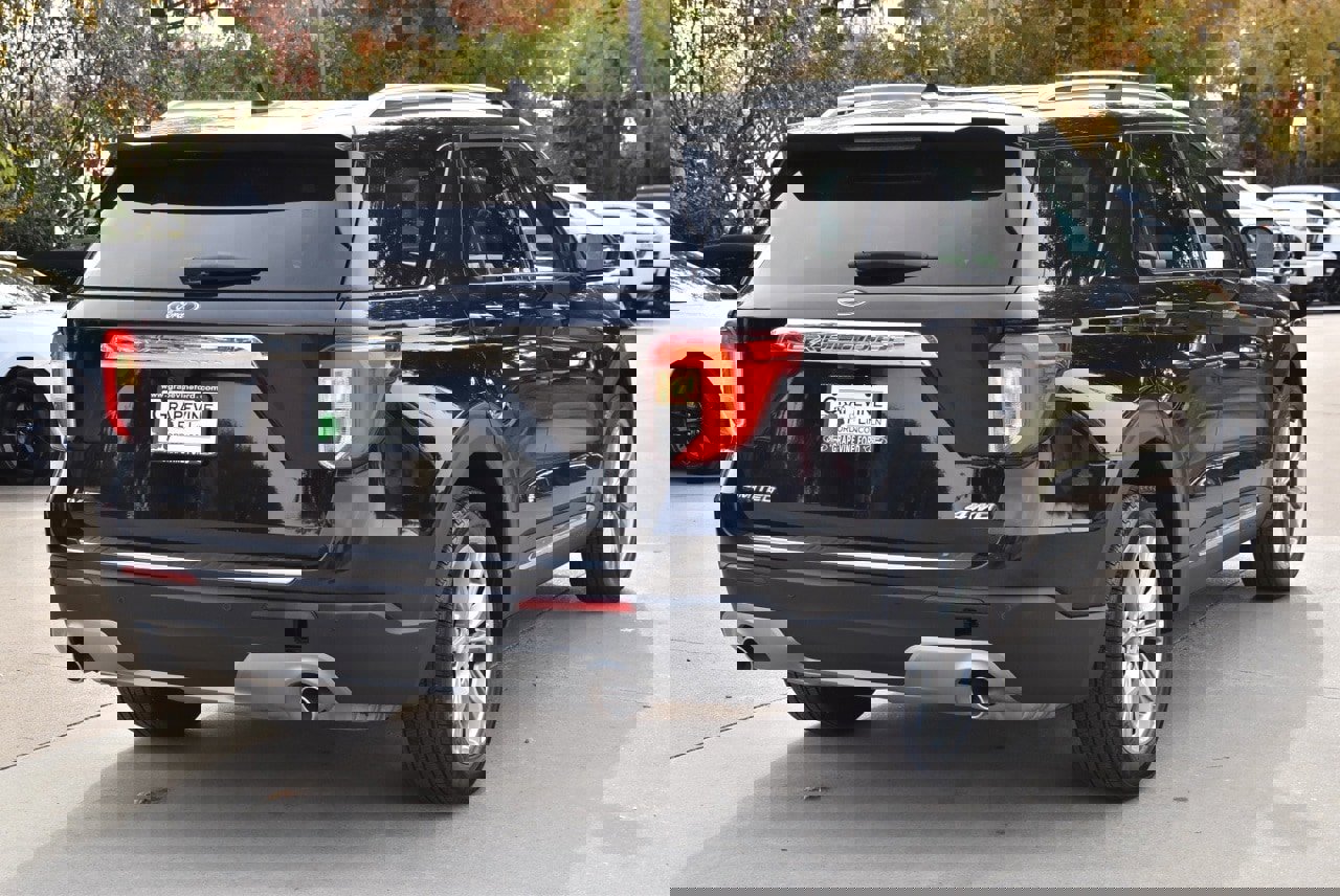 Certified 2023 Ford Explorer Limited image 8