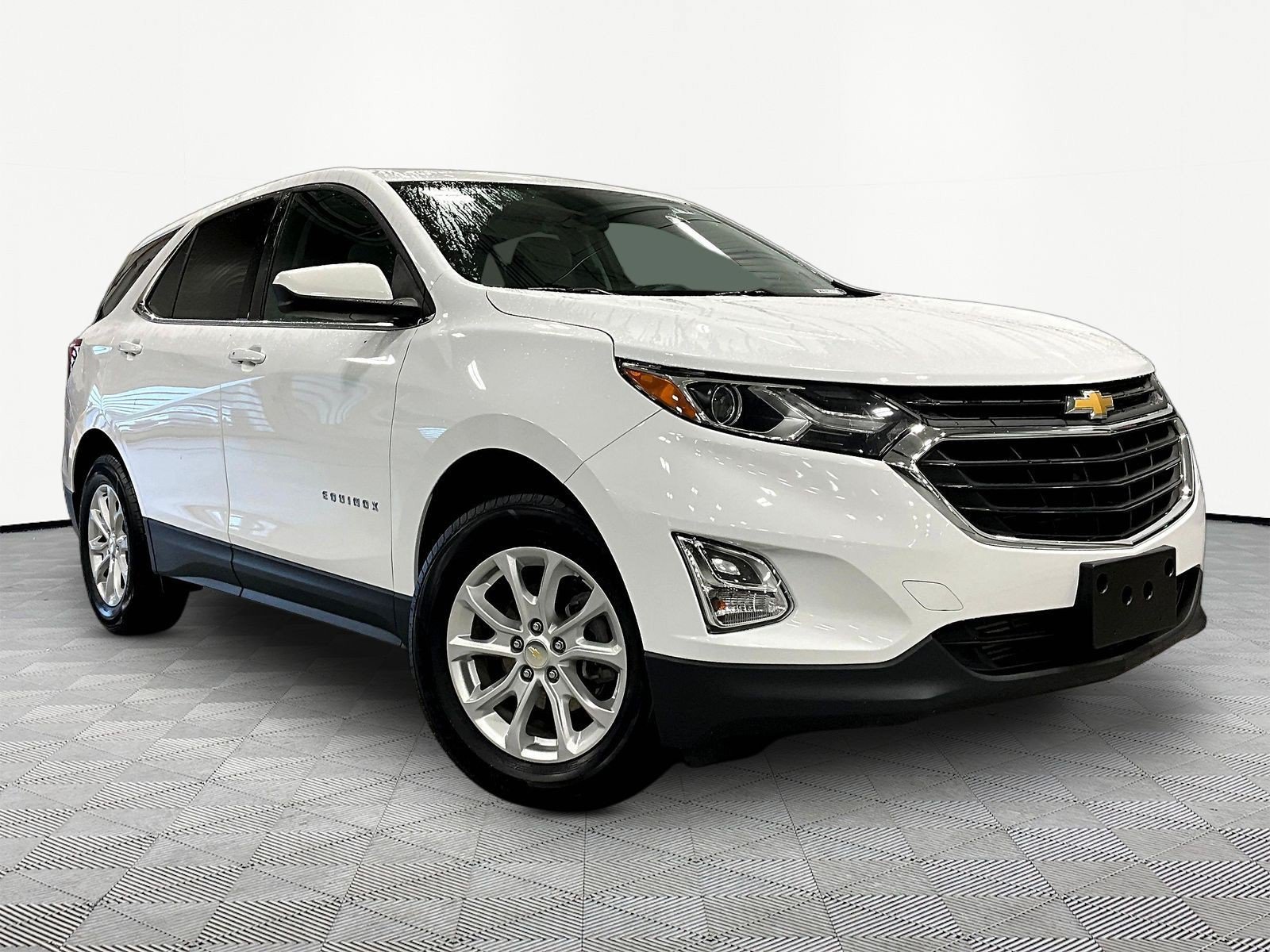 Used 2019 Chevrolet Equinox LT AWD/4WD image 3