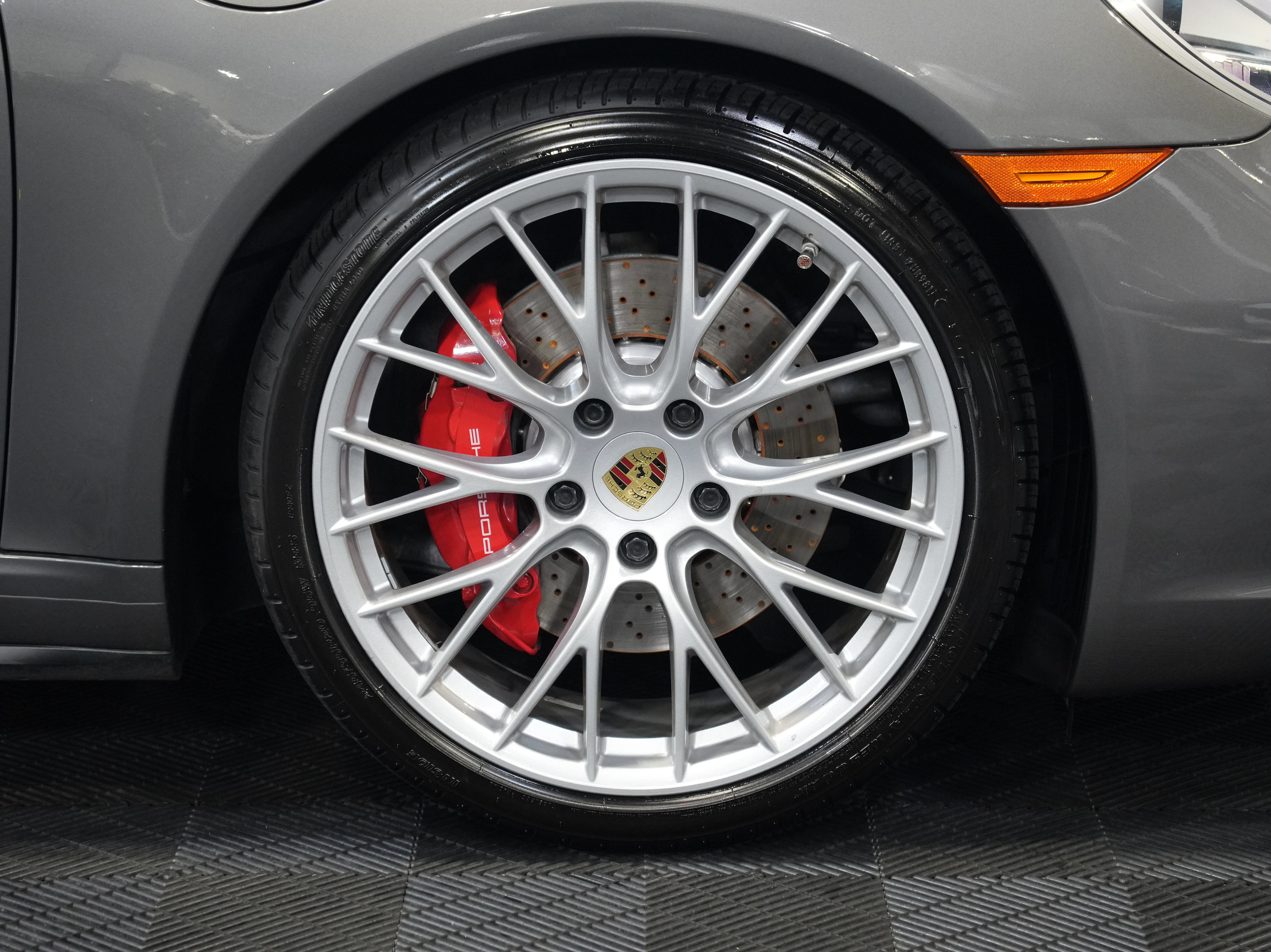 Used 2017 Porsche 911 Carrera 4S AWD/4WD image 45
