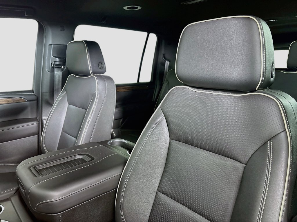 Certified 2023 Chevrolet Suburban Premier AWD/4WD image 25