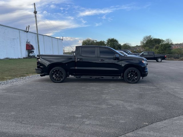 Used 2025 Chevrolet Silverado 1500 LT w/ Safety Package AWD/4WD image 2