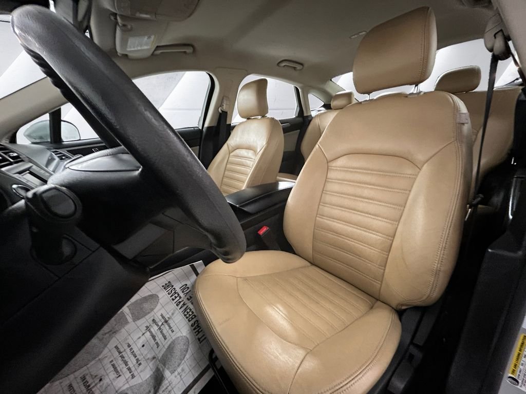 Used 2019 Ford Fusion S FWD image 8