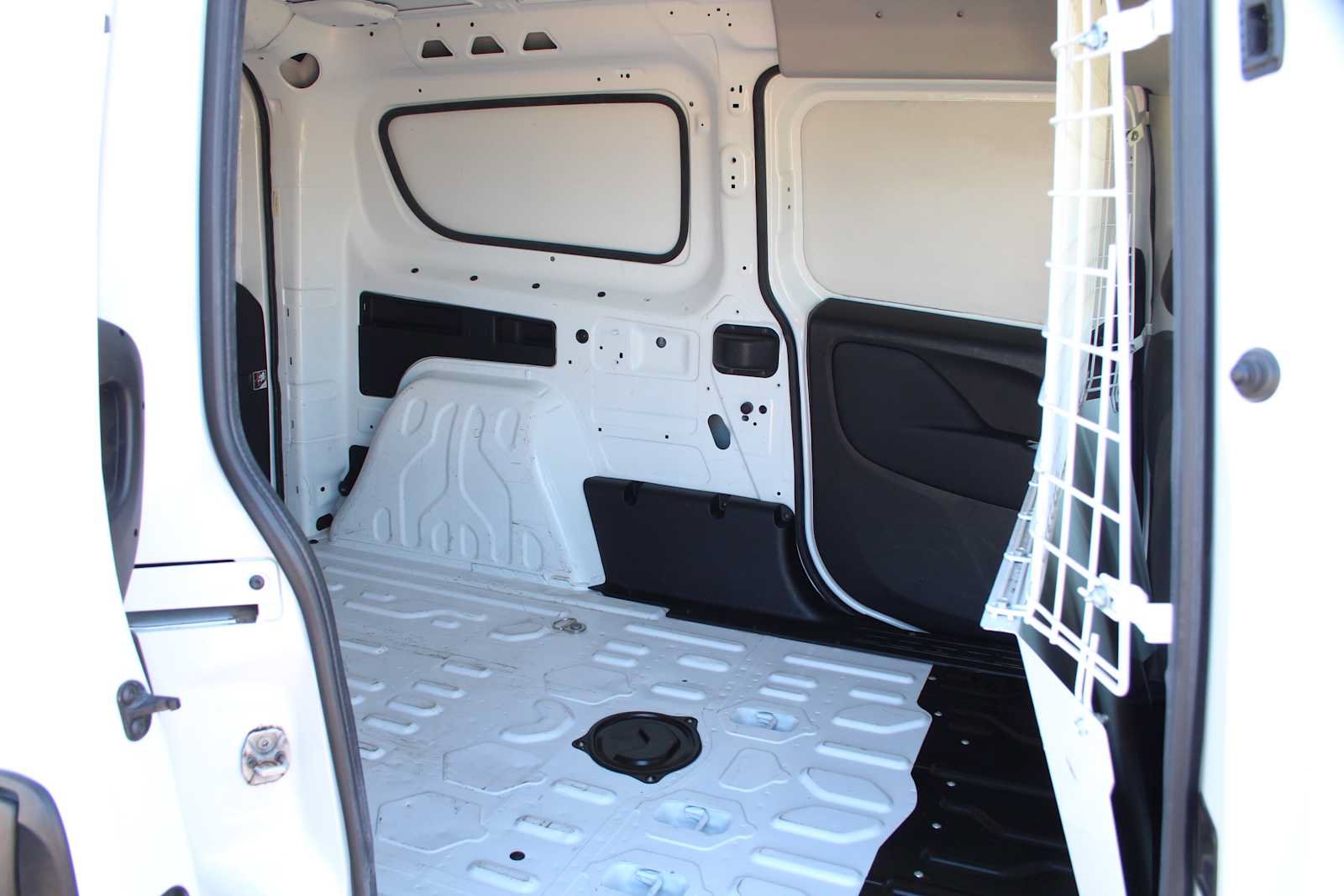 Used 2021 RAM ProMaster City Tradesman FWD image 21