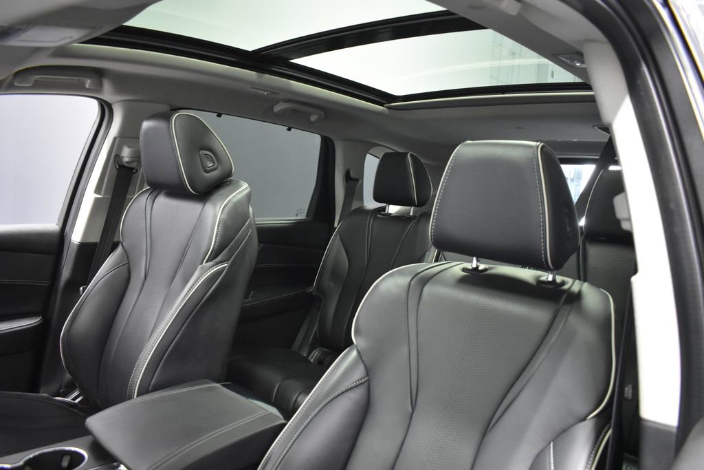 Used 2024 Acura MDX SH-AWD w/ Advance Package image 16