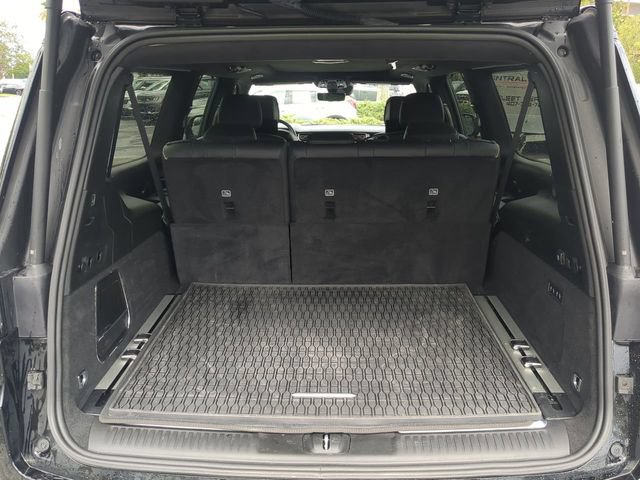 Certified 2025 Jeep Grand Wagoneer L Series III w/ Rear Seat Video Group 1 AWD/4WD image 14