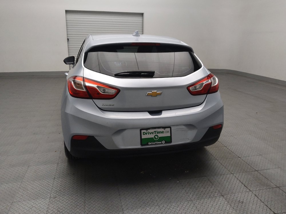 Used 2017 Chevrolet Cruze LT w/ Convenience Package FWD image 6