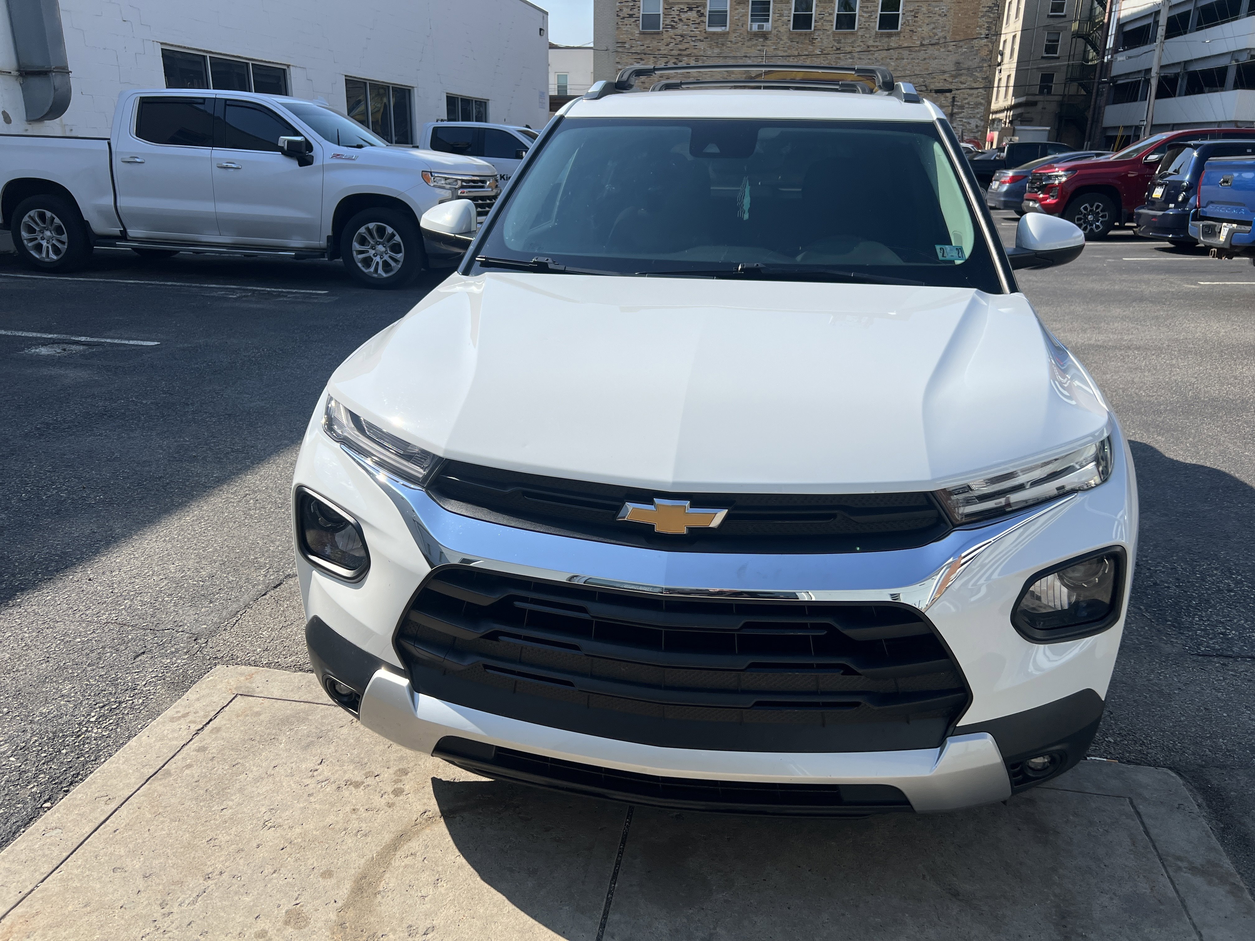 Certified 2023 Chevrolet TrailBlazer LT FWD image 2