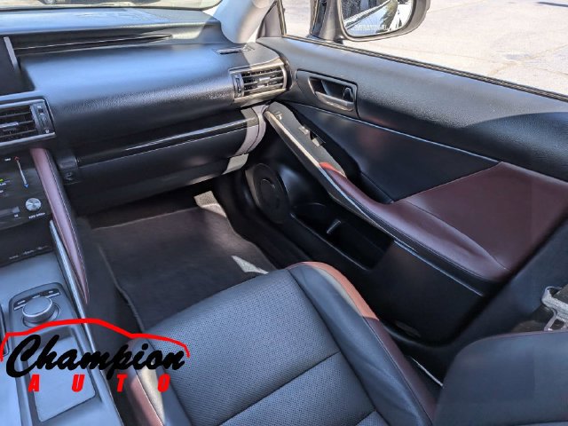 Used 2017 Lexus IS 200t RWD image 19