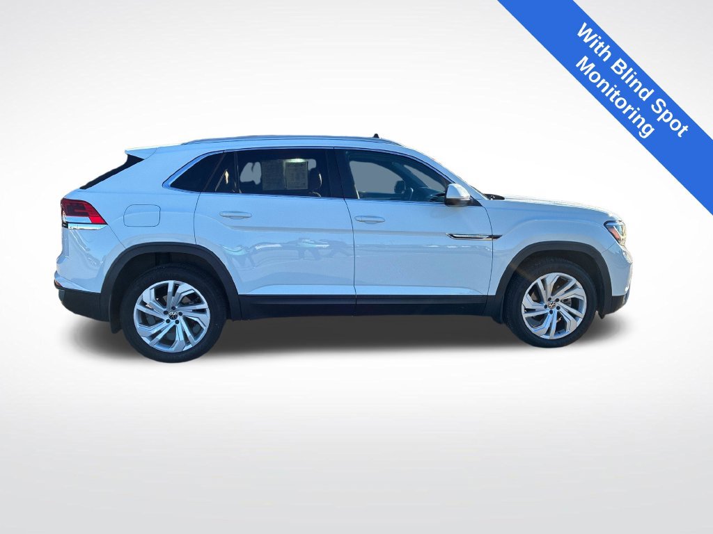 Used 2020 Volkswagen Atlas Cross Sport SEL AWD/4WD image 2