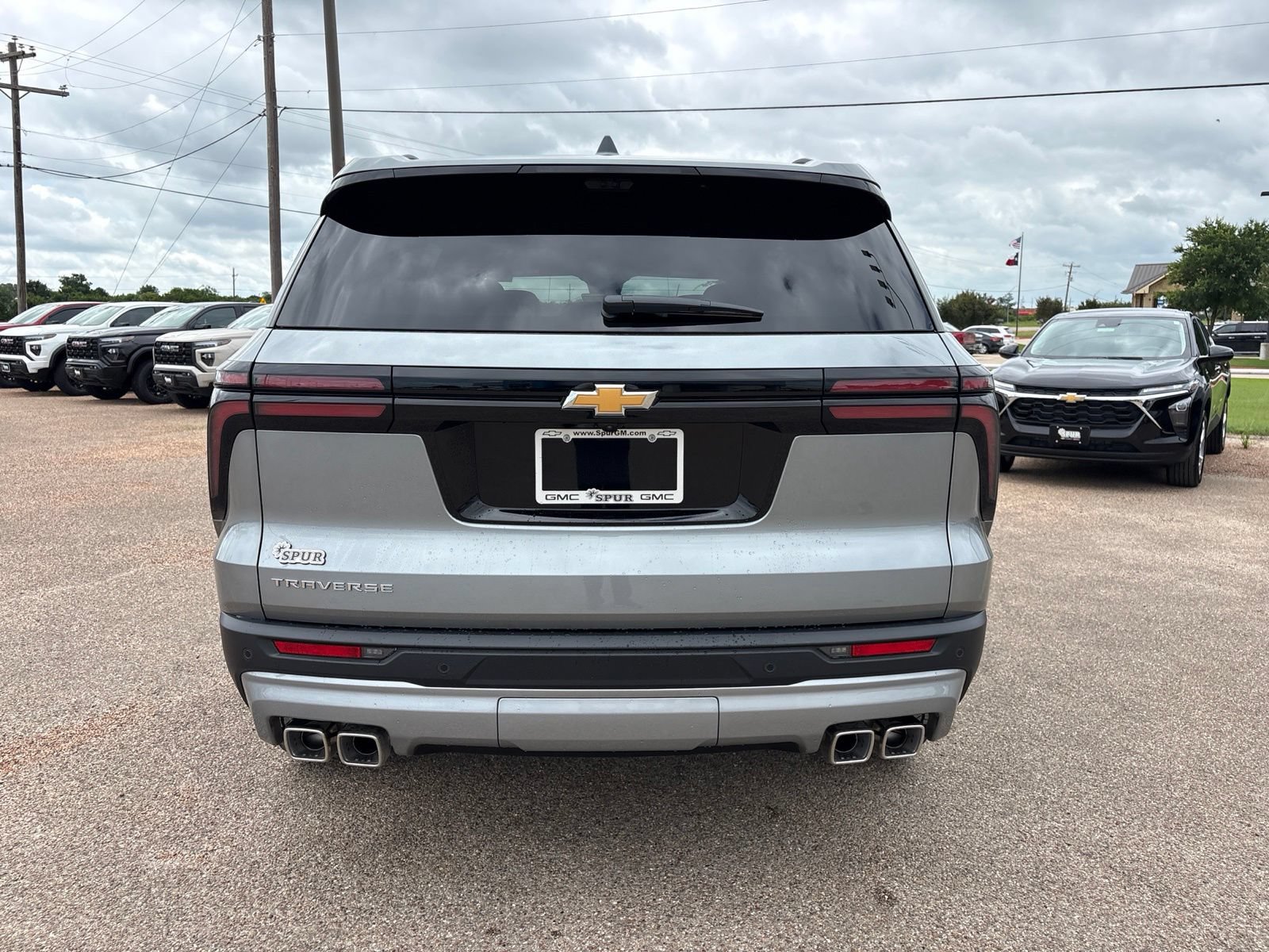 New 2026 Chevrolet Traverse LT w/ Driver Confidence Package FWD image 5