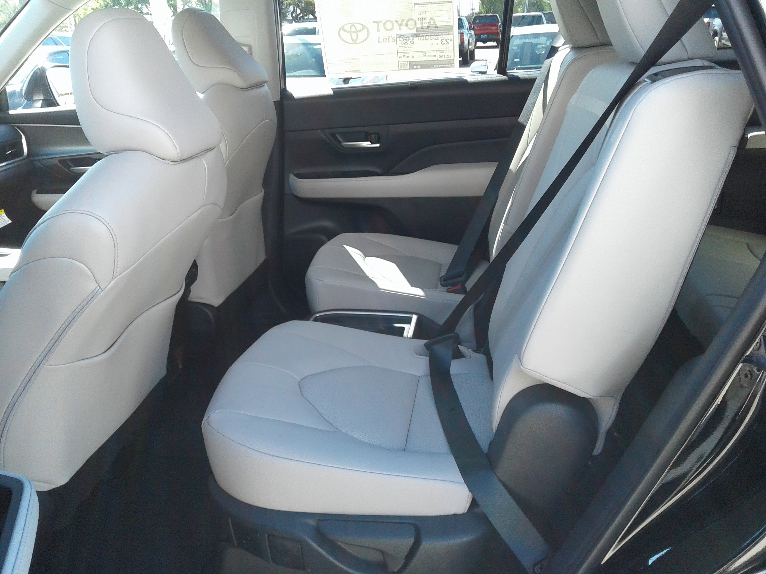 New 2026 Toyota Grand Highlander AWD image 4