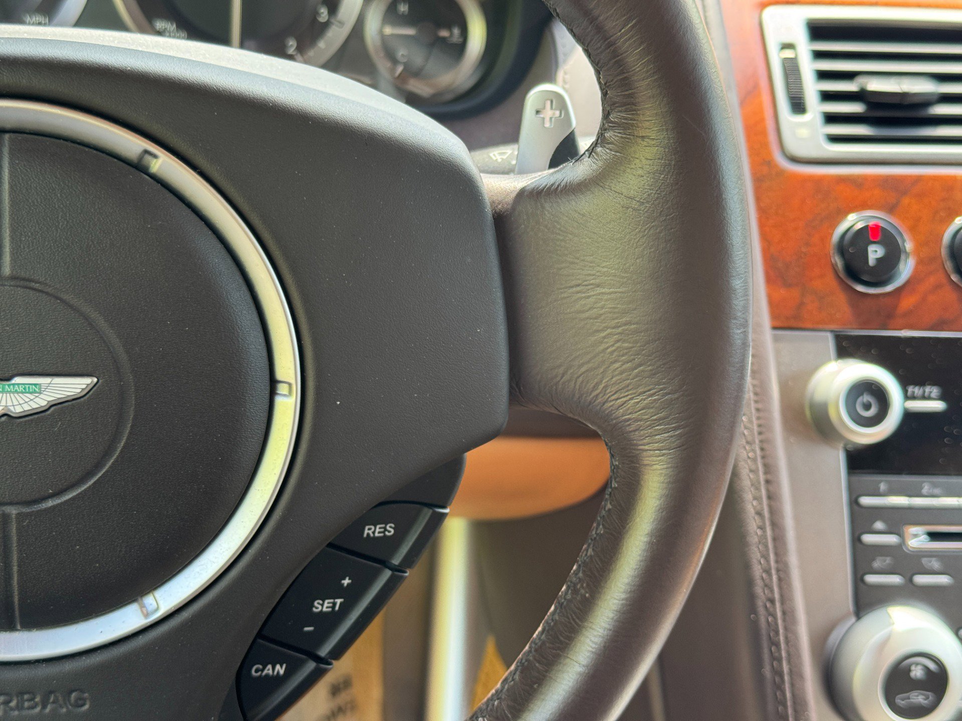 Used 2011 Aston Martin Rapide RWD image 31
