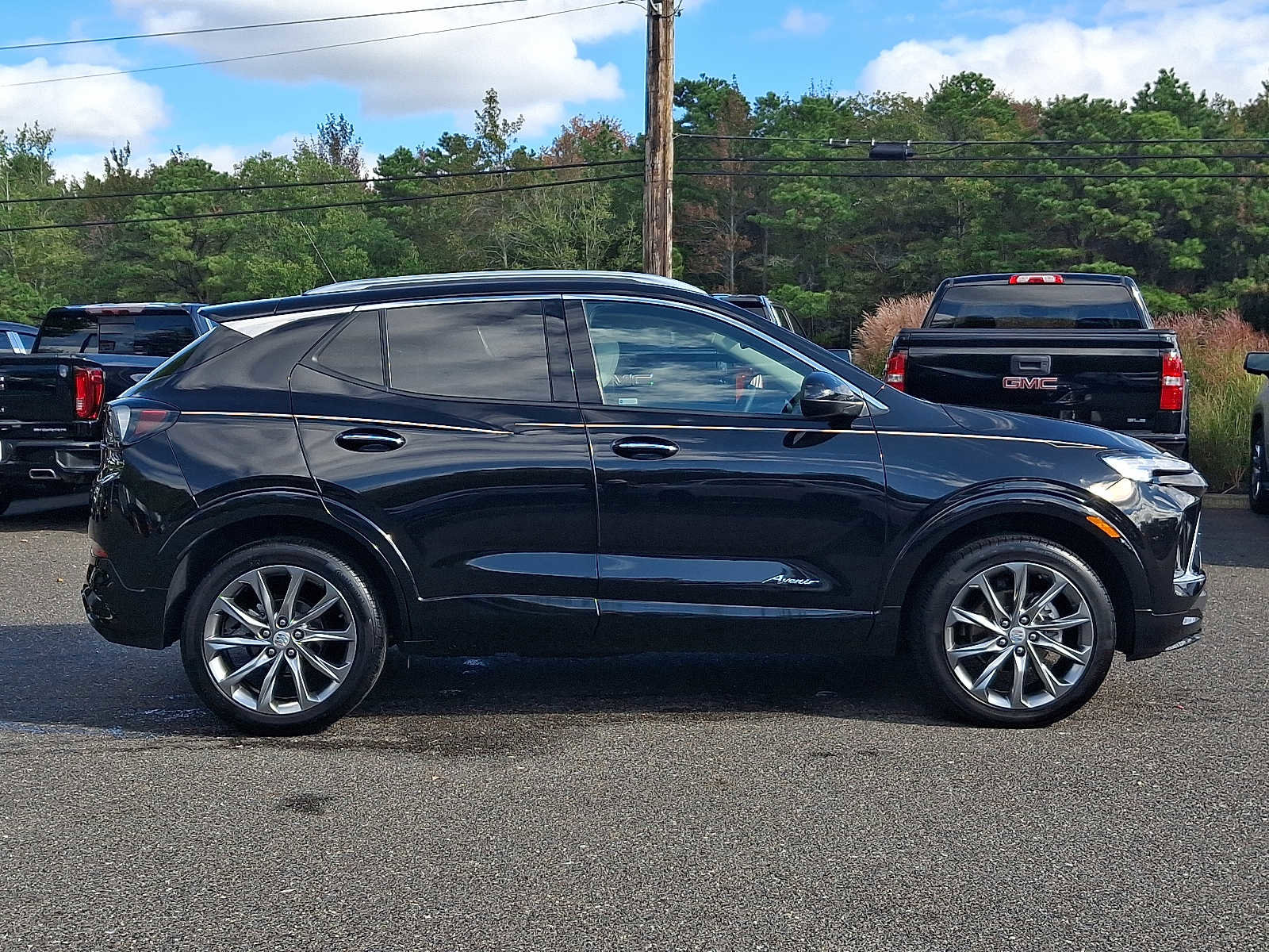 Certified 2024 Buick Encore GX Avenir w/ Avenir Convenience Package image 7