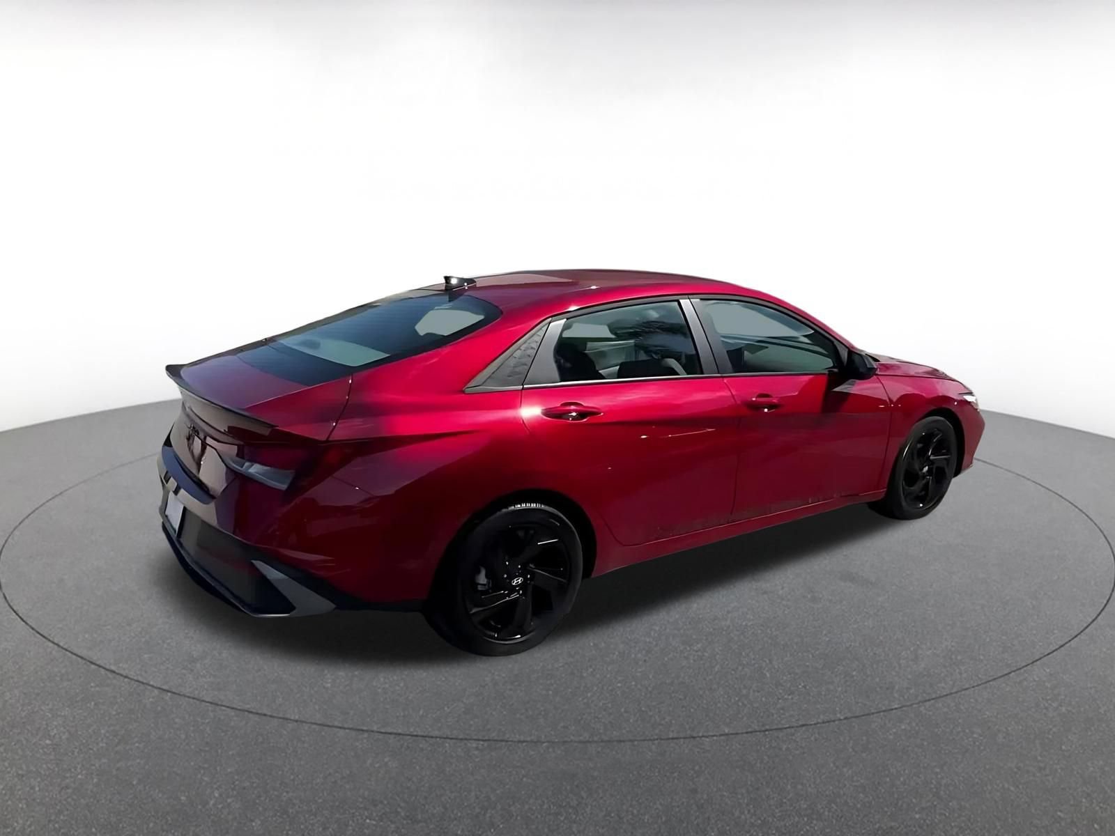 Used 2026 Hyundai Elantra Sport FWD image 14