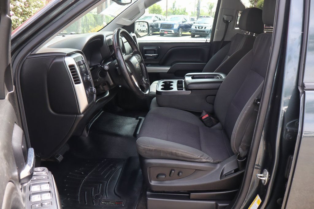 Used 2018 Chevrolet Silverado 1500 LT w/ All Star Edition AWD/4WD image 14