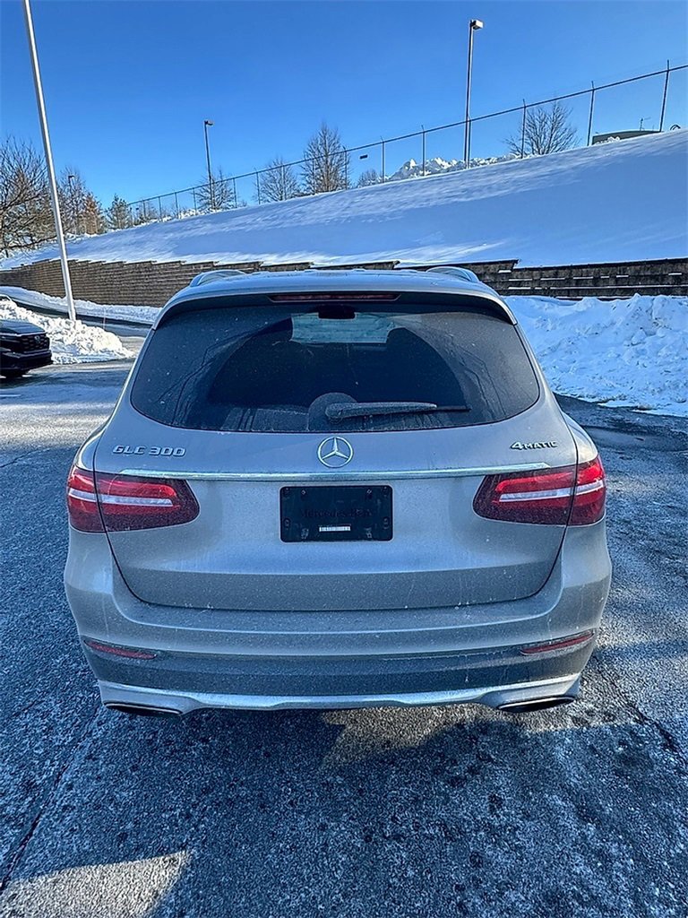 Used 2019 Mercedes-Benz GLC 300 4MATIC image 6