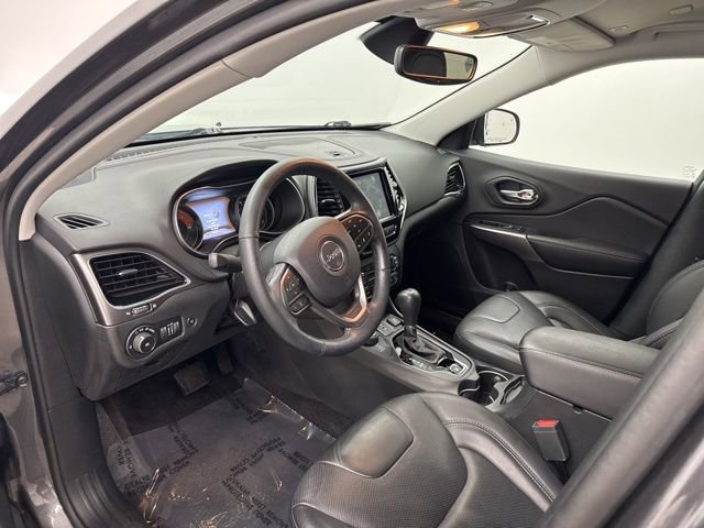 Used 2019 Jeep Cherokee Limited w/ Technology Group image 17