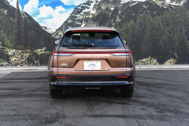 New 2026 Toyota Crown Signia image 5