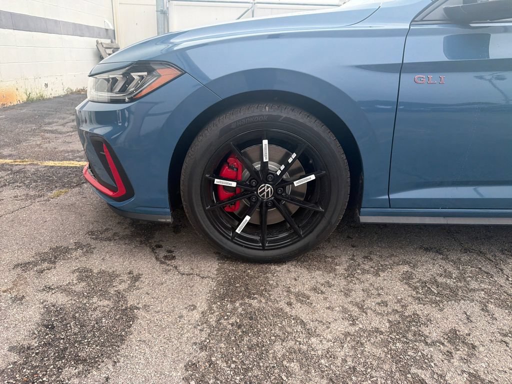 New 2026 Volkswagen Jetta GLI Autobahn FWD image 25