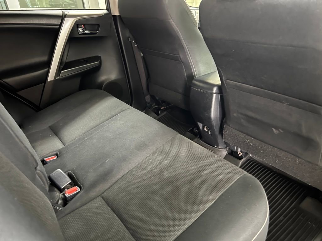 Used 2017 Toyota RAV4 XLE image 19