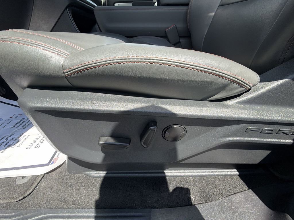 Used 2025 Ford Expedition Max Active AWD/4WD image 18