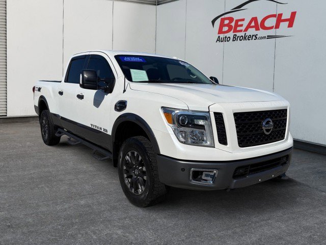 Used 2017 Nissan Titan PRO-4X AWD/4WD image 3