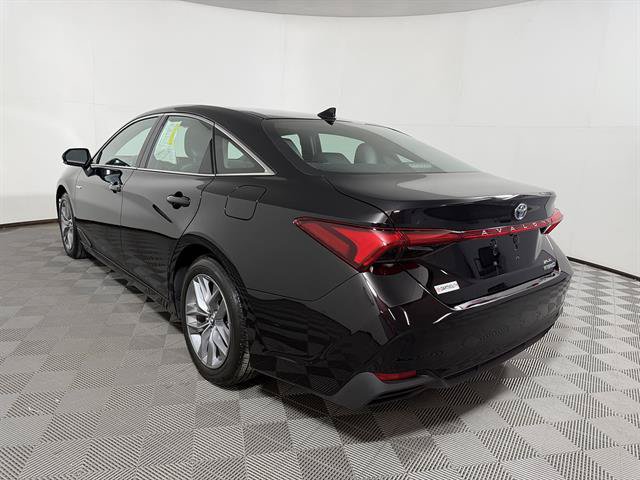 Used 2019 Toyota Avalon XLE w/ Moonroof Package FWD image 7