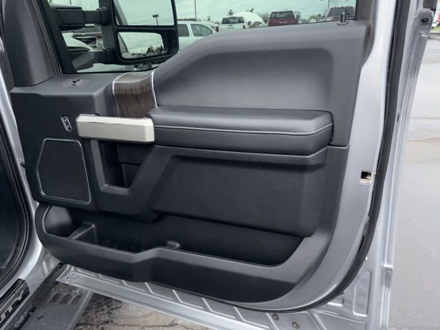 Used 2020 Ford F350 Lariat AWD/4WD image 8