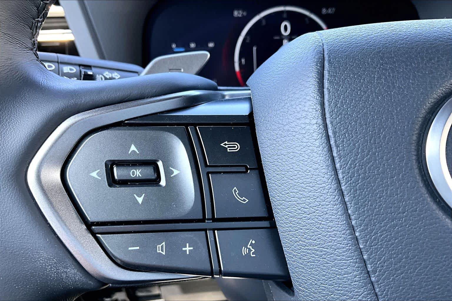 Used 2024 Lexus GX 550 AWD/4WD image 24