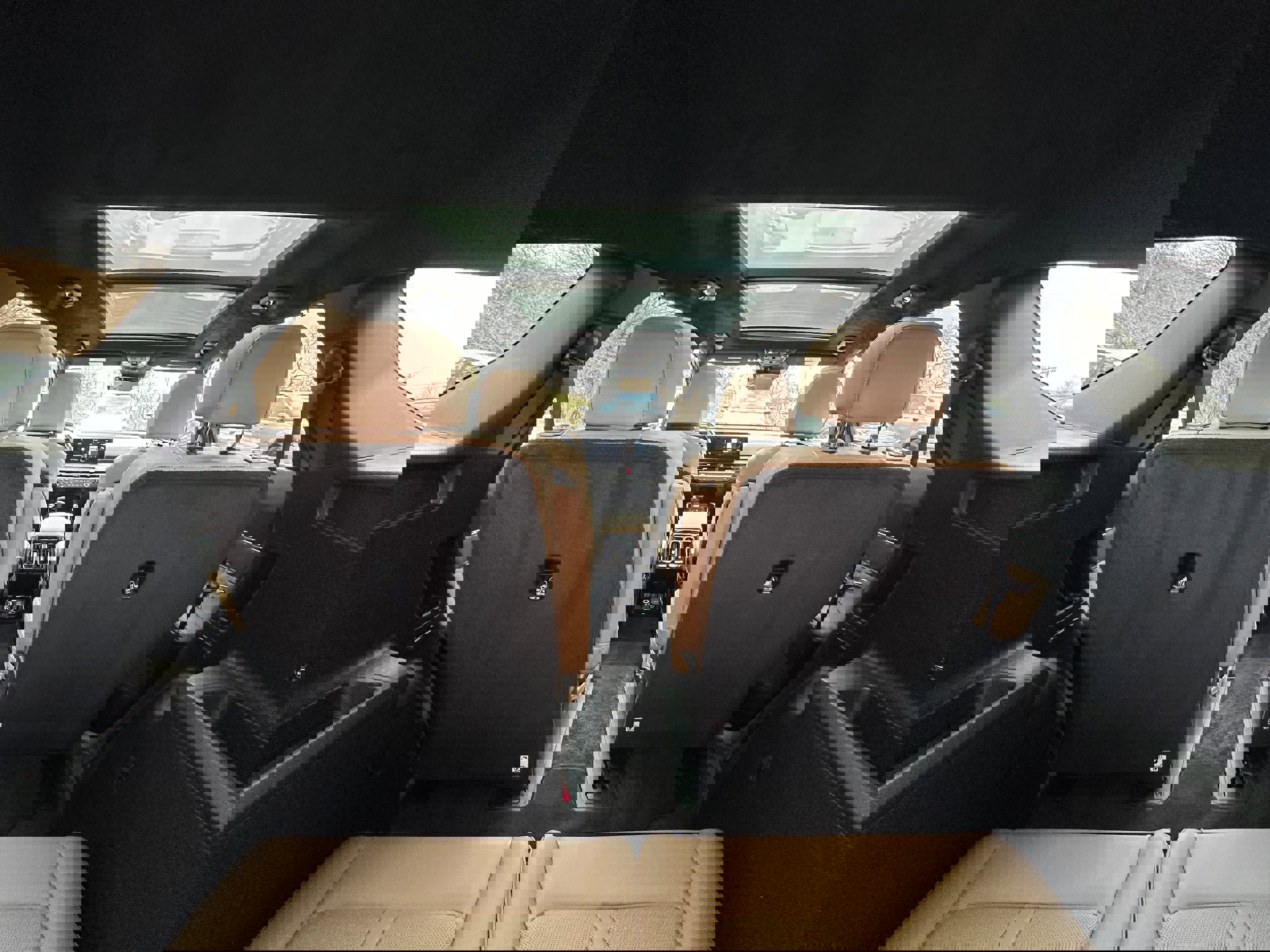 Used 2025 Kia Sorento SX Prestige w/ Olive Brown Leather Package image 13