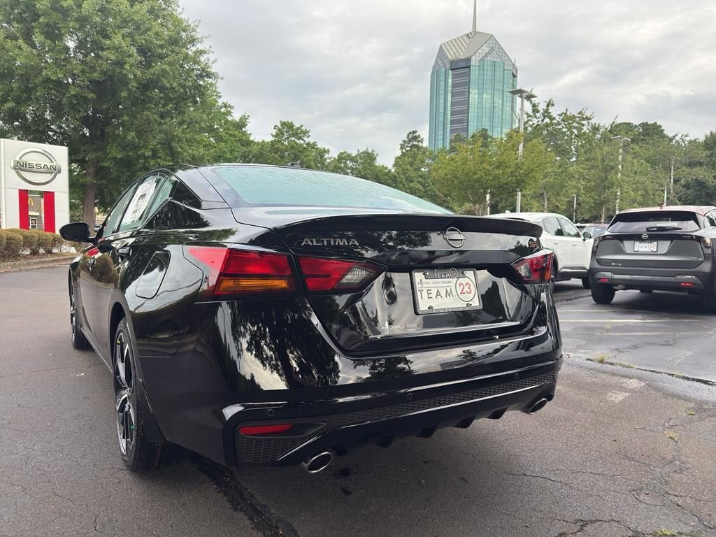 New 2025 Nissan Altima 2.5 SR image 5