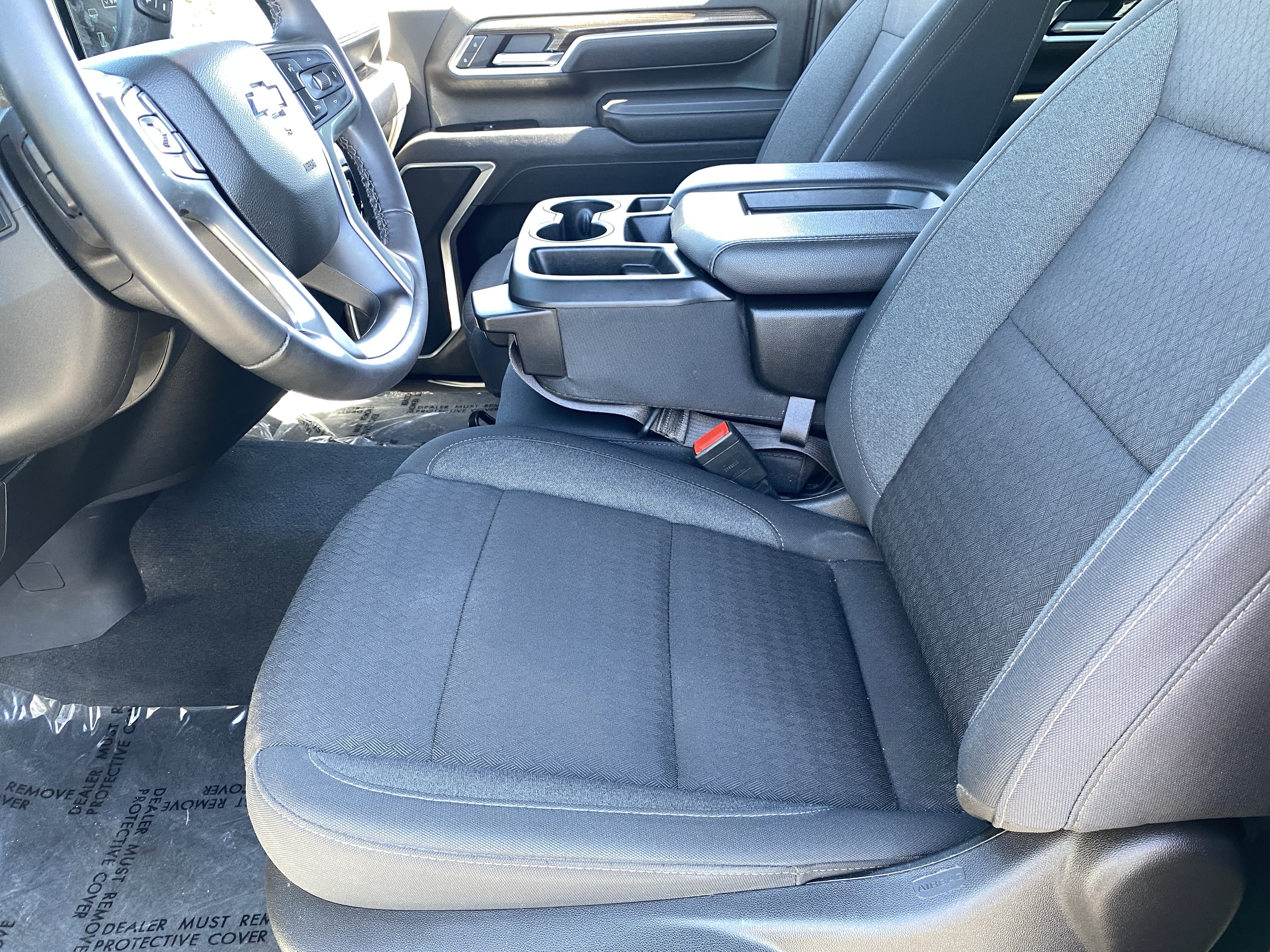Used 2025 Chevrolet Silverado 2500 LT w/ Safety Package AWD/4WD image 16