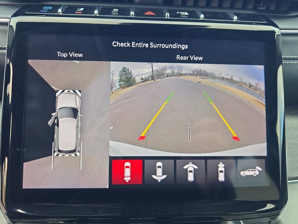 Used 2022 Jeep Grand Cherokee Overland w/ Advanced Protech Group III image 22