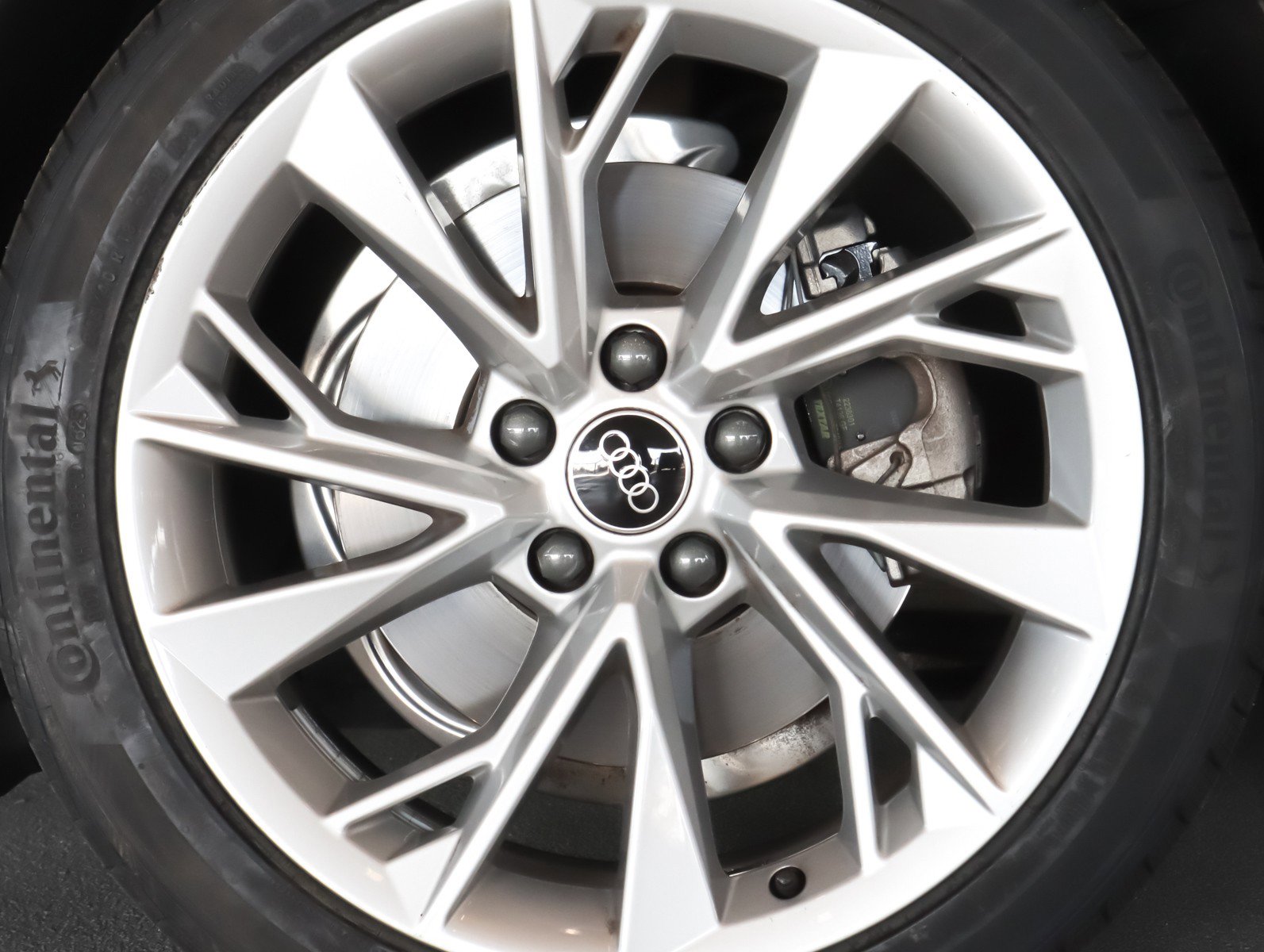 Used 2022 Audi A5 2.0T Premium image 7