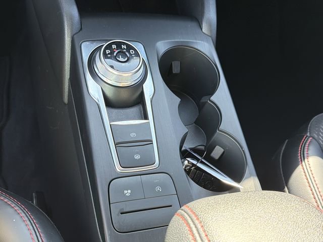 Used 2025 Ford Escape ST-Line Select AWD/4WD image 25