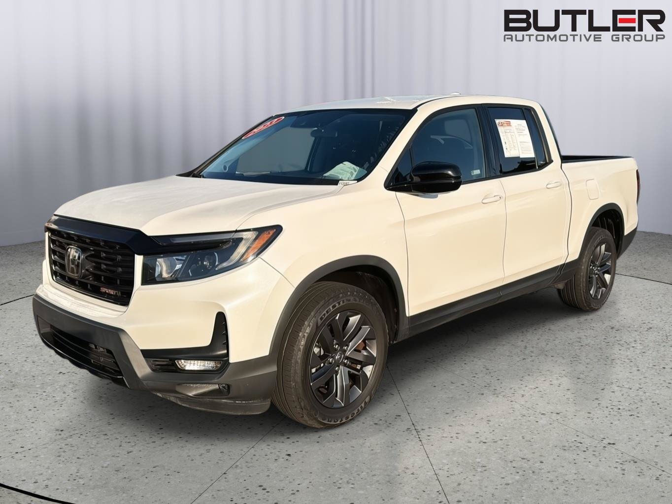 Used 2023 Honda Ridgeline Sport image 1