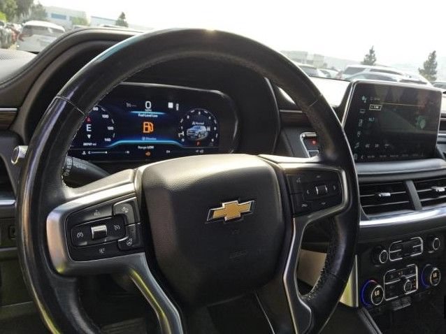 Used 2022 Chevrolet Tahoe LT w/ Luxury Package AWD/4WD image 6
