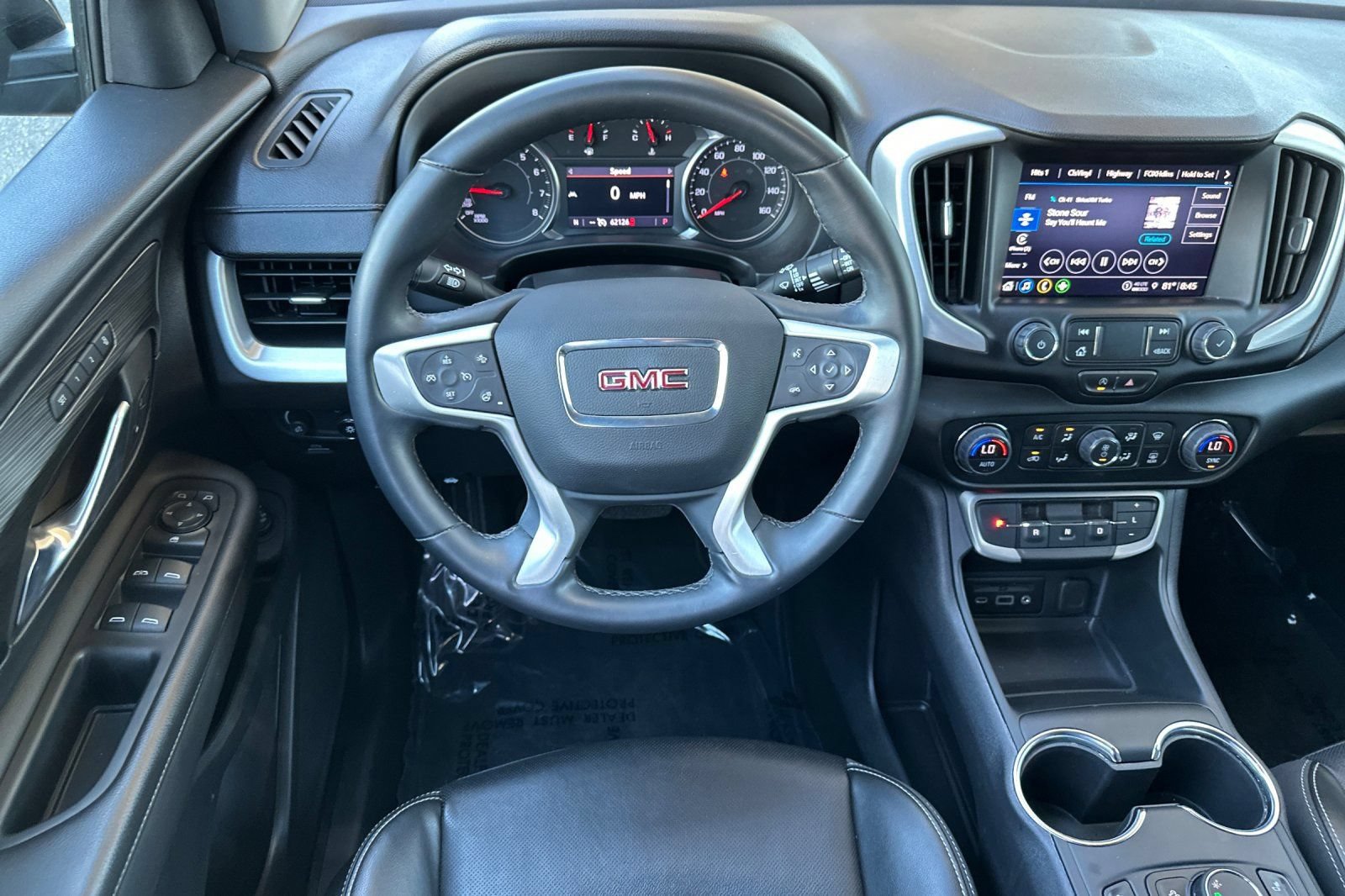 Certified 2023 GMC Terrain SLT w/ LPO, Cargo Package FWD image 15